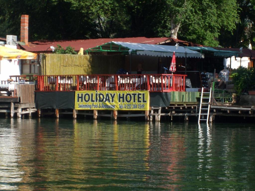 Holiday Hotel ดาลยัน ภายนอก รูปภาพ