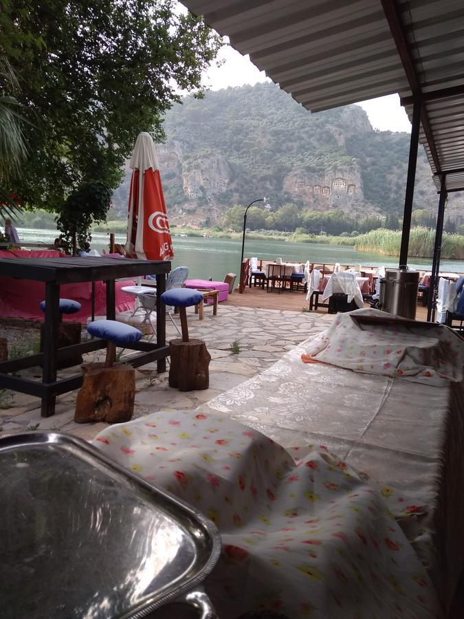 Holiday Hotel ดาลยัน ภายนอก รูปภาพ